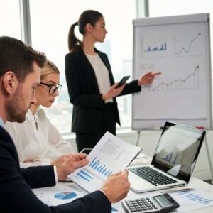 Os Riscos Reais e os Calcanhares de Aquiles da Governança Tokenizada