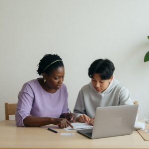 Dicas práticas para blindar a segurança digital da sua conta de investimentos